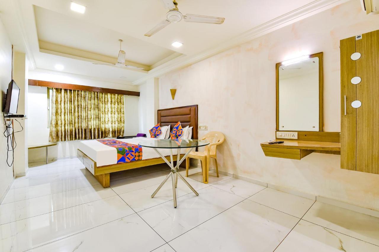 Fabhotel Kadamb Inn Ahmedabad Exterior photo